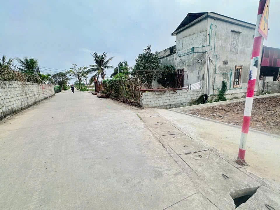 LÔ 61.2M² GIÁ 1.3x TỶ – ĐƯỜNG 8M, TRUNG TÂM CẨM HOÀN – THANH SƠN  ZALO 0567 222 555