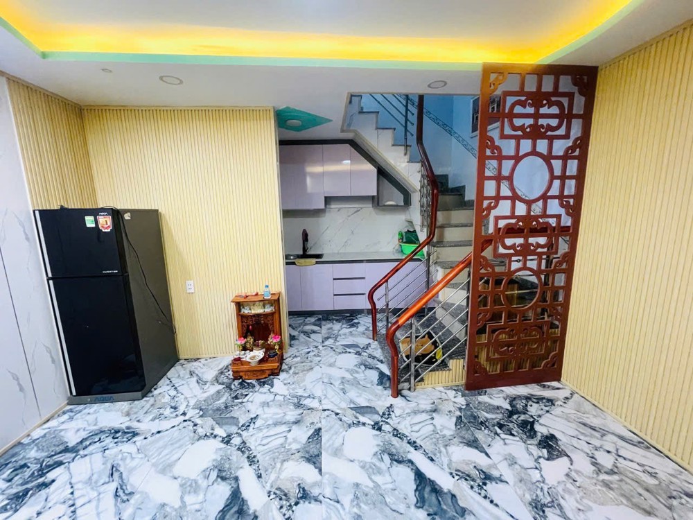 NHÀ ĐẸP- GIÁ TỐT chính chủ cần bán nhanh căn nhà vị trí đẹp tại huyện Nhà Bè, TPHCM