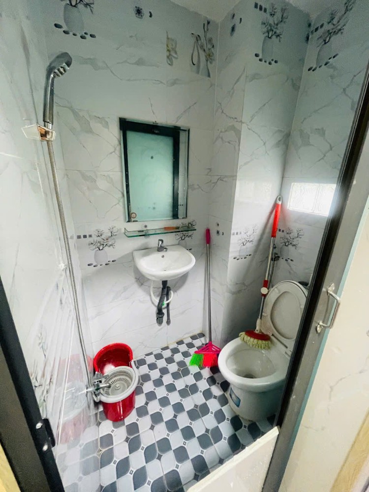 NHÀ ĐẸP- GIÁ TỐT chính chủ cần bán nhanh căn nhà vị trí đẹp tại huyện Nhà Bè, TPHCM