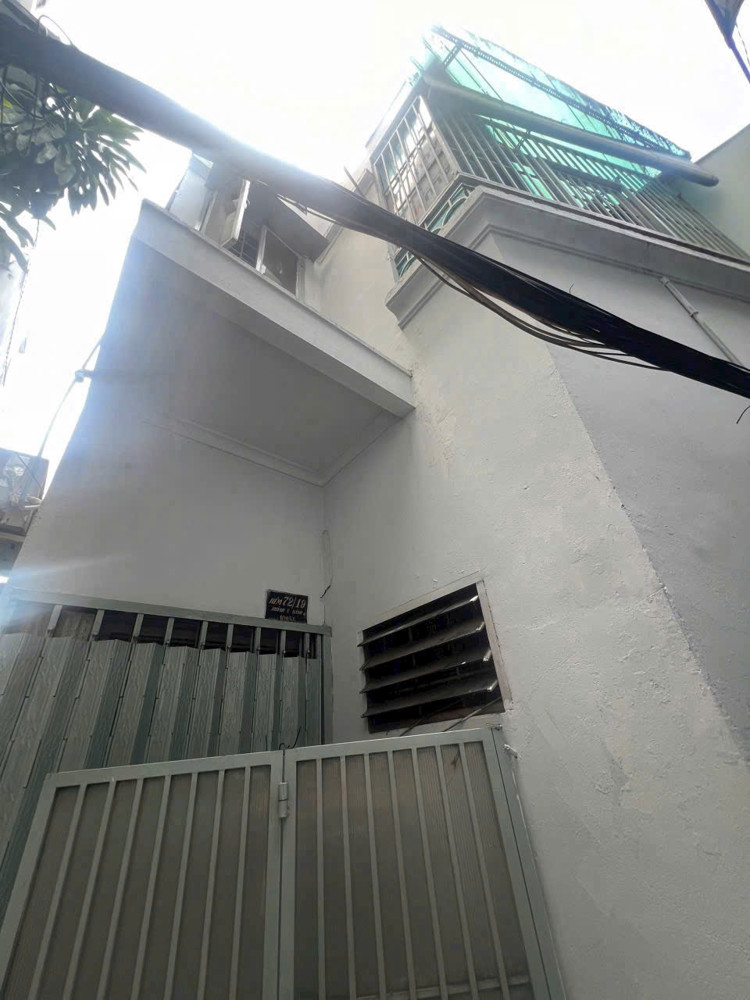 Bán nhà 72/19 Huỳnh văn bánh p 15 Phú nhuận Giá : 2,6 tỉ có thương lượng