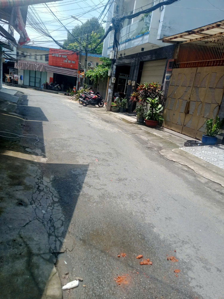 Bán nhà 6*17m,4 tầng,hẻm xe ô tô thông Quang Trung, P.08, GV, giá chỉ 10.2 tỷ, phù hợp ở và đầu tư