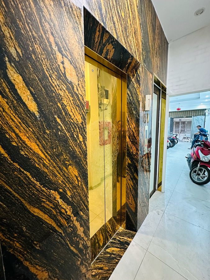 BÁN CĂN HỘ DÒNG TIỀN Chợ Khâm Thiên 71m2 7 Tầng 12 phòng 25 Tỷ Đống Đa Hà Nội