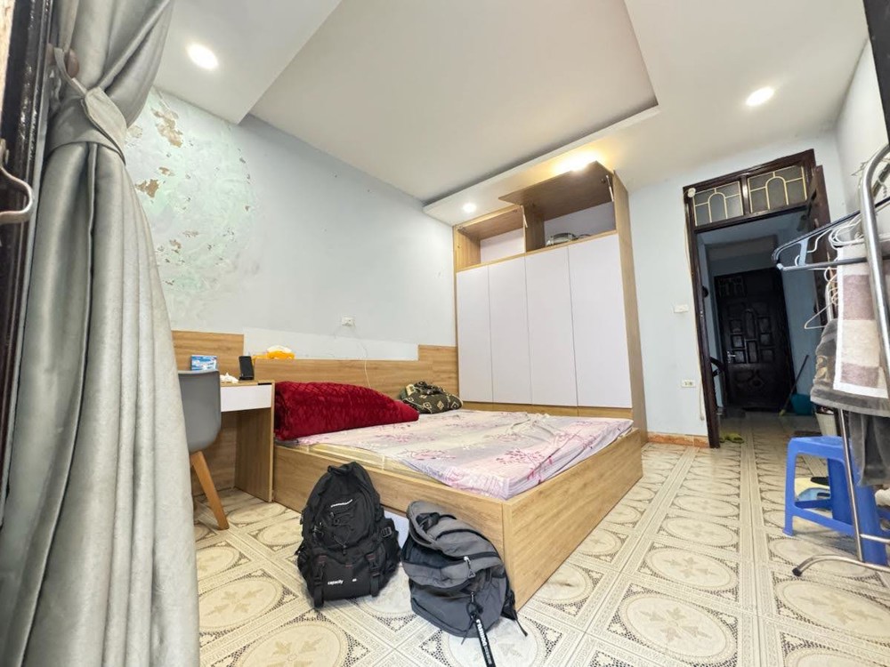 Bán Nhà Phố Khương Đình-103m*5 tầng*7mMT- Ngõ thông, gần trường, chợ. Nhỉnh 17 tỷ