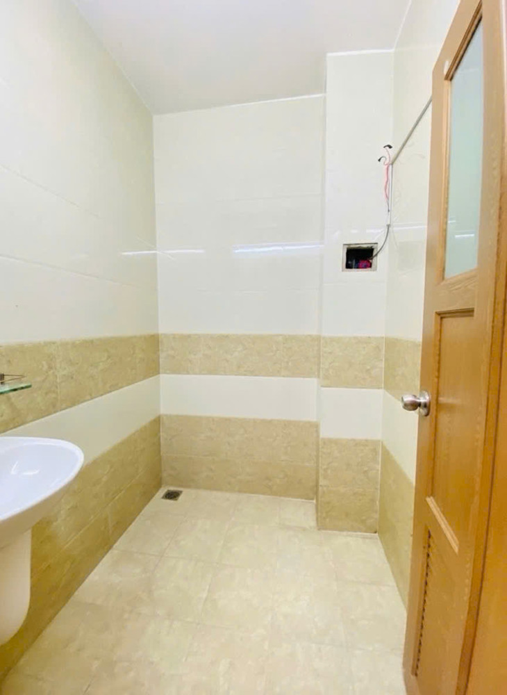 Mặt tiền Nguyễn Tri Phương, Q10 – khu kinh doanh VIP đường 30m – có lề - 4 tầng – Giá 15.28 tỷ