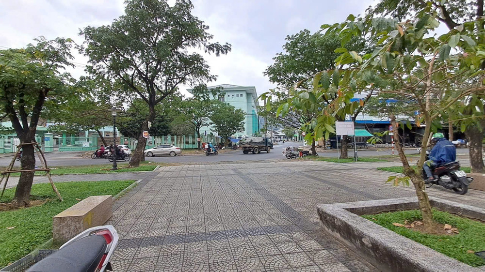 NGUYỄN HUY TƯỞNG- MẶT TIỀN 7M5- KINH DOANH TUYỆT ĐỈNH- MỞ CỬA RA TIỀN VÔ-  GIÁ NHÀ  KIỆT