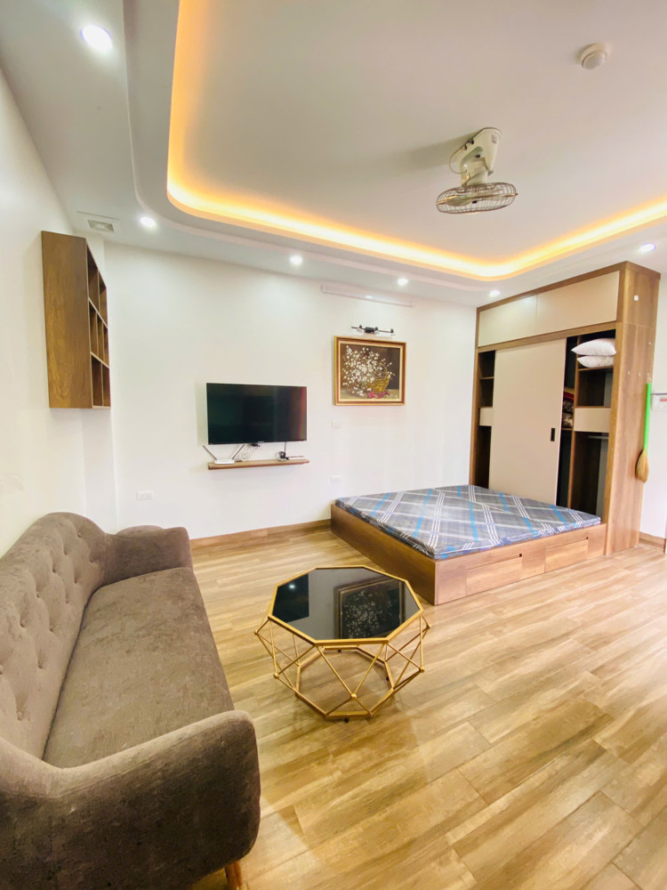 Cho Thuê Ccmn thoáng sáng ban công 169 Cự Lộc, Thanh Xuân ngã tư sở