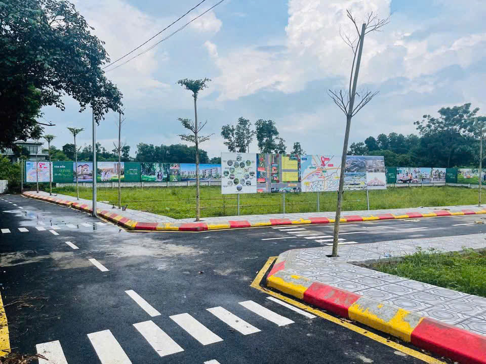 NHỈNH 2TỶ SỞ HỮU ĐẤT PHÚ CÁT, HOÀ LẠC DIỆN TÍCH 100M2 FULL THỔ CƯ, SẴN SỔ