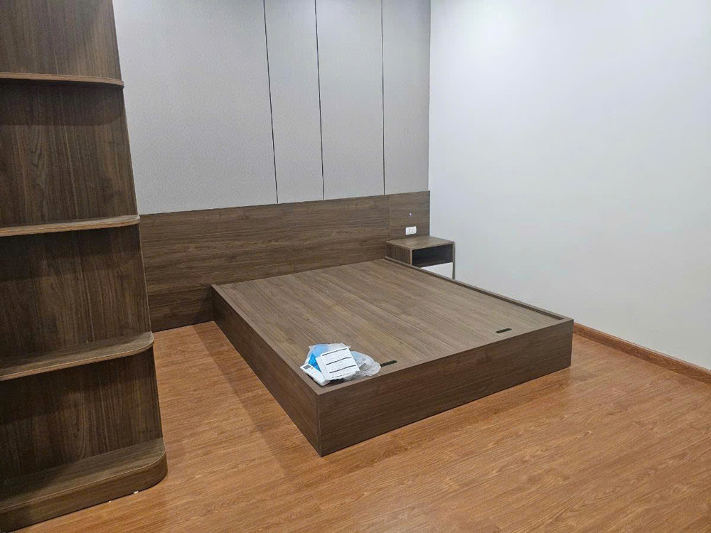 BÁN CĂN VỊ TRÍ SIÊU ĐẸP - TRUNG TÂM ĐỐNG ĐA - 4 TẦNG SẠCH SẼ - GIAO THÔNG THUẬN TIỆN - GIÁ HƠN 9 TỶ