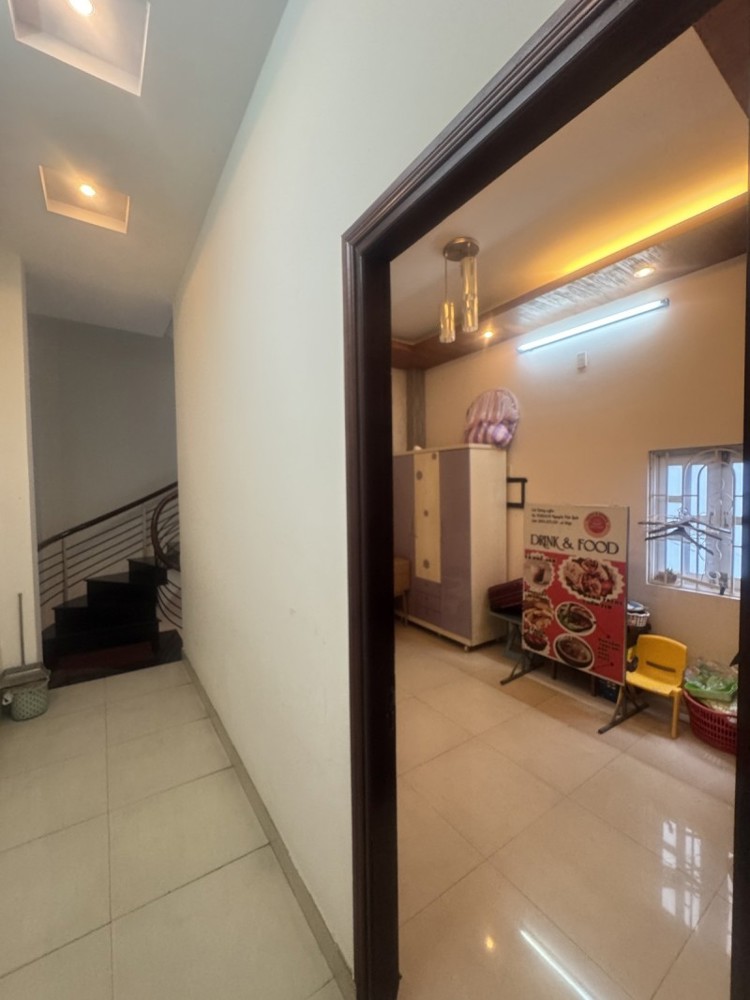 ► Đường Ô tô Kinh Doanh sát Nguyễn Văn Linh, 64m2, 4 tầng đúc, 5PN