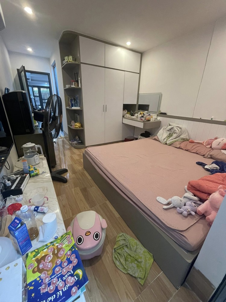 💥Ô tô đỗ của, Tầng 1 TT Hoàng Quốc Việt 45/75m 2PN 2WC, Thiết kế cực đẹp, 6.7 tỷ💥