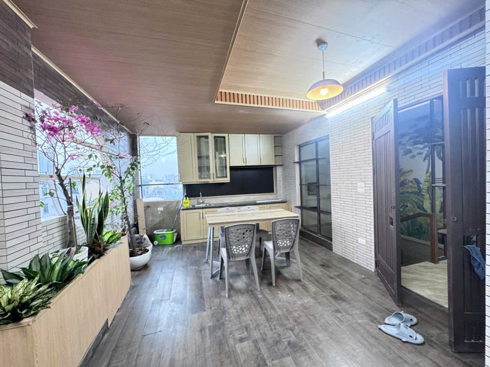 BÁN NHÀ NGUYỄN VĂN CỪ LONG BIÊN,OTO ĐỖ CỬA,THOÁNG SÁNG,DÂN XÂY,52M NHỈNH 11 TỶ