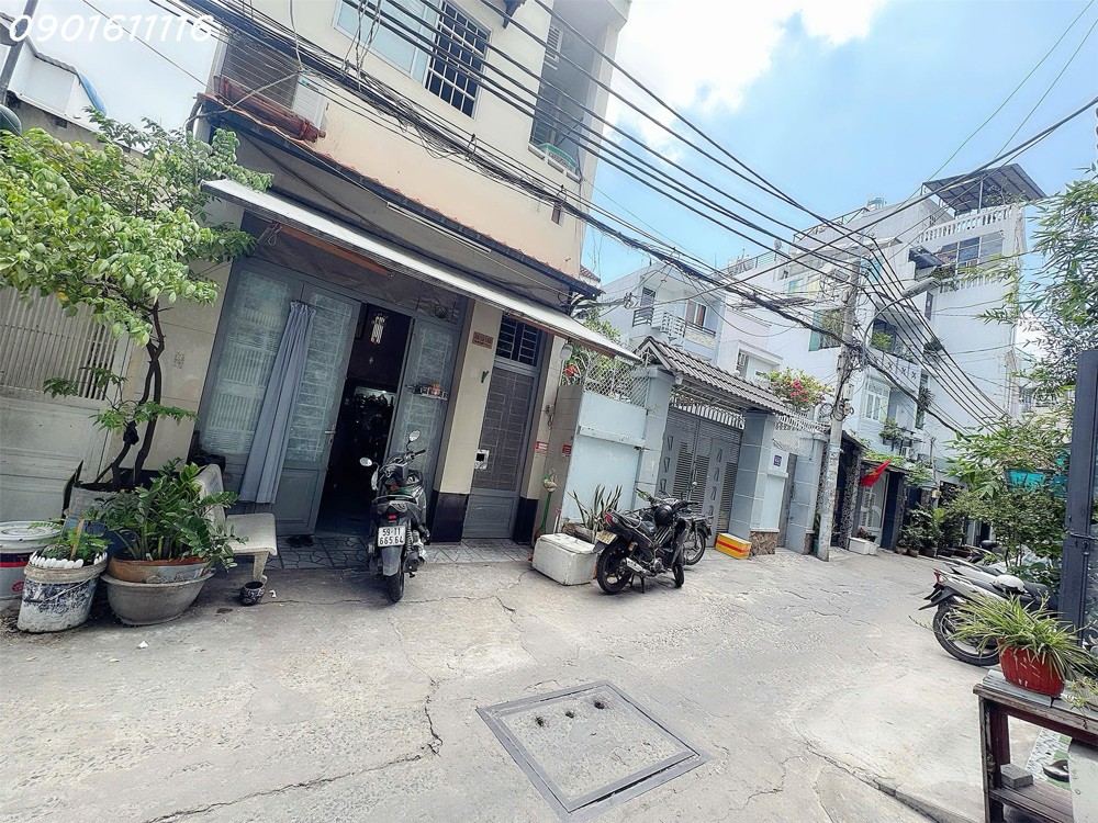 DUY NHẤT NHÀ BÁN NGANG LỚN 12M*30M MẶT TIỀN HẺM XE HƠI ĐƯỜNG TÔN THẤT THUYẾT, QUẬN 4 - GIANG GIANG: