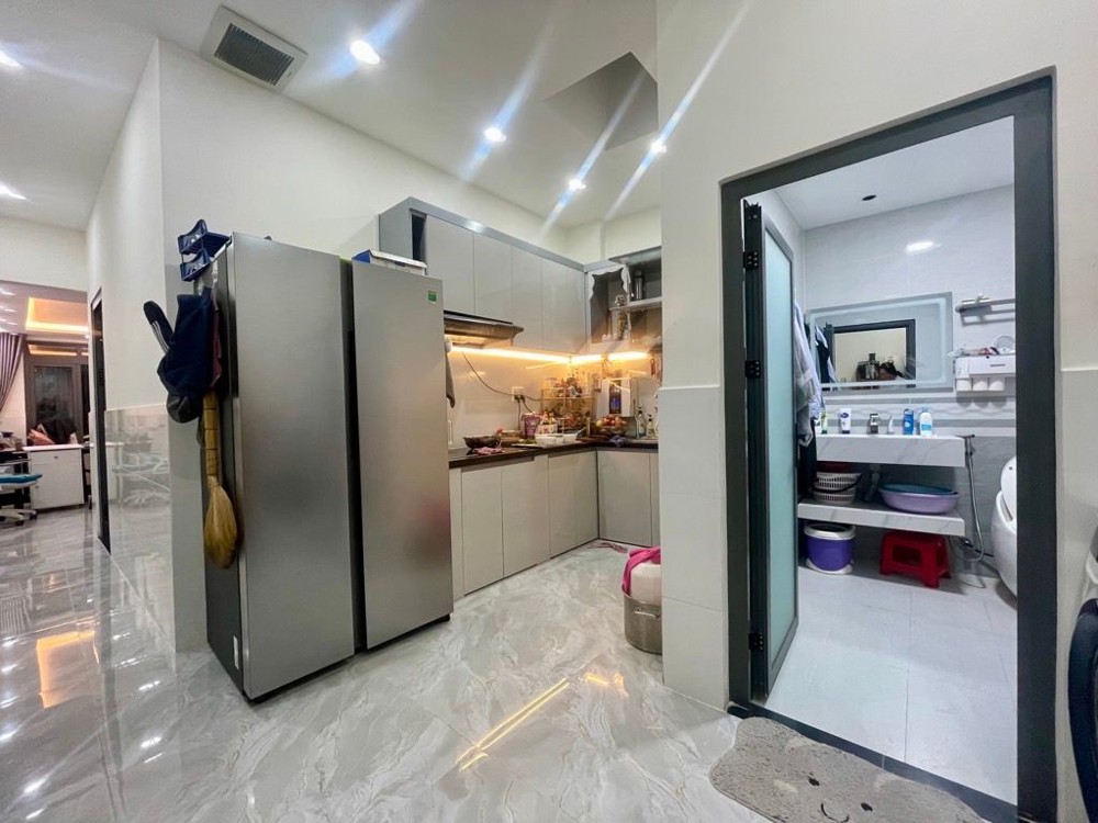 NHÀ MỚI Ở NGAY - NGAY PHƯỜNG 10 GÒ VẤP -65m2 - CHỈ HƠN 5TỶ