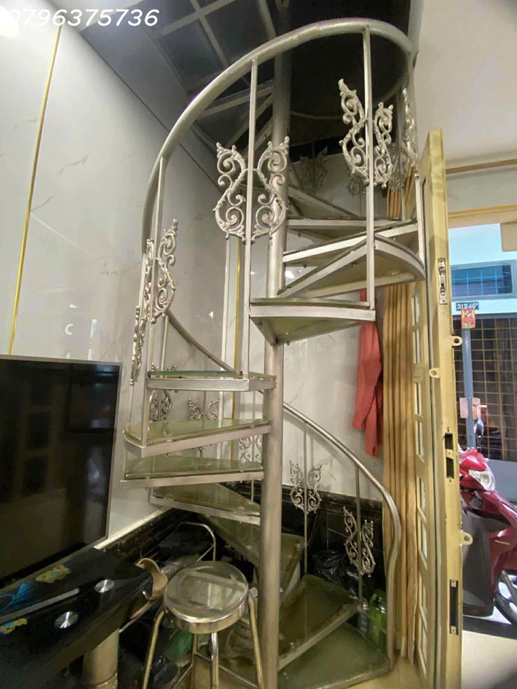 💥 Giá tốt 3.18 Tỷ – Nhà 2 Lầu + Sân Thượng, P3 Q8, SH riêng