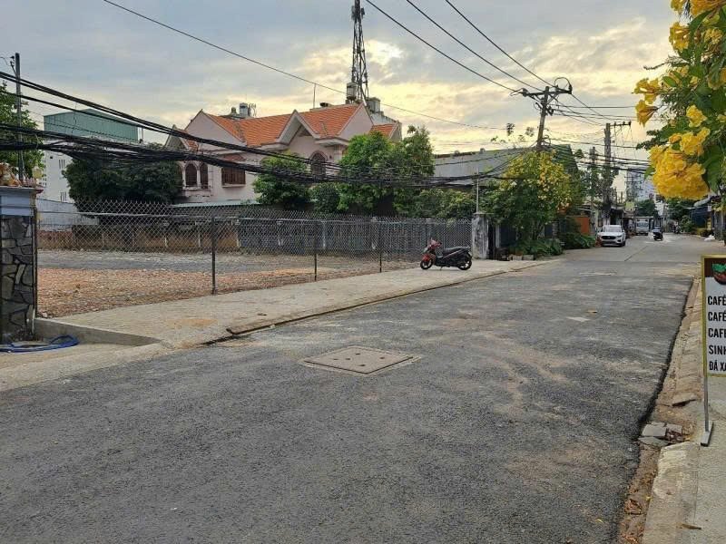 Bán Đất Mặt tiền Đông hưng Thuận 10 - Nguyễn Văn Quá, 1060m2, 19x56m, full thổ, 52 tỷ