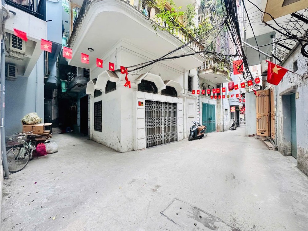 Bán Nhà Chợ Khâm Thiên 57m2. 6 tầng. mặt tiền 3.7m. giá 15.7 tỷ Đống Đa Hà Nội