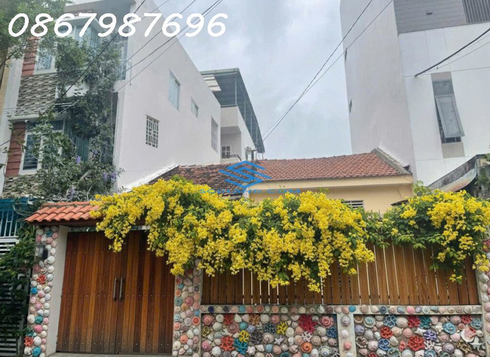 CẦN BÁN NHÀ MẶT TIỀN NGANG 8.5m – VUÔNG VỨC – TRUNG TÂM BÀN CỜ NHA TRANG