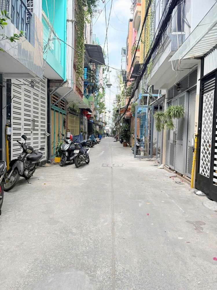 Ngộp NH - Hẻm 6M - Nguyễn Đình Chiểu - Quận 3 - 5 tầng BTCT - 5PN - Giá