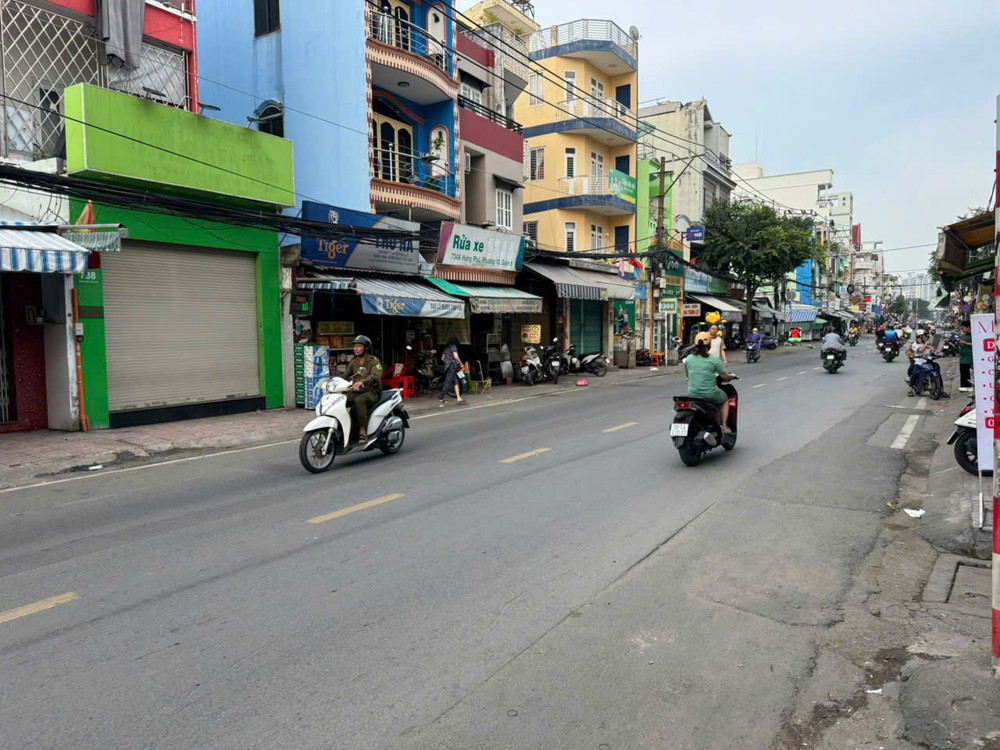 BÁN NHÀ MẶT TIỀN KINH DOANH TẠI - ĐƯỜNG HƯNG PHÚ - QUẬN 8