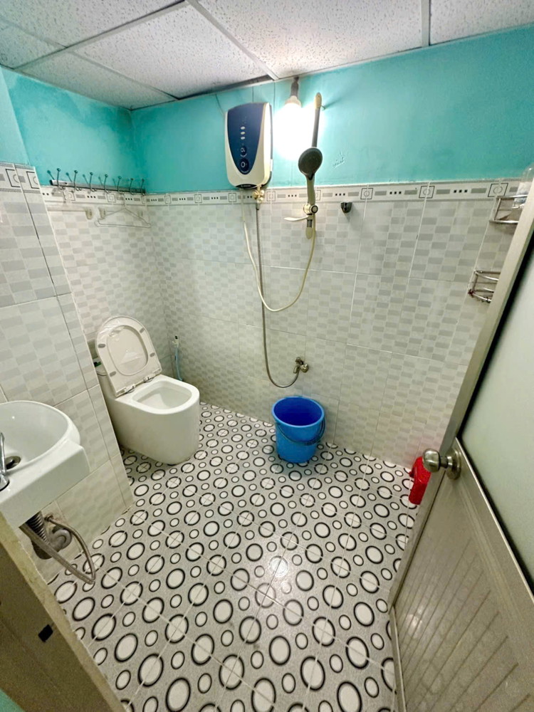 Nhà cũ tiện xây mới hẻm thông Hưng Phú P.Chánh Hưng