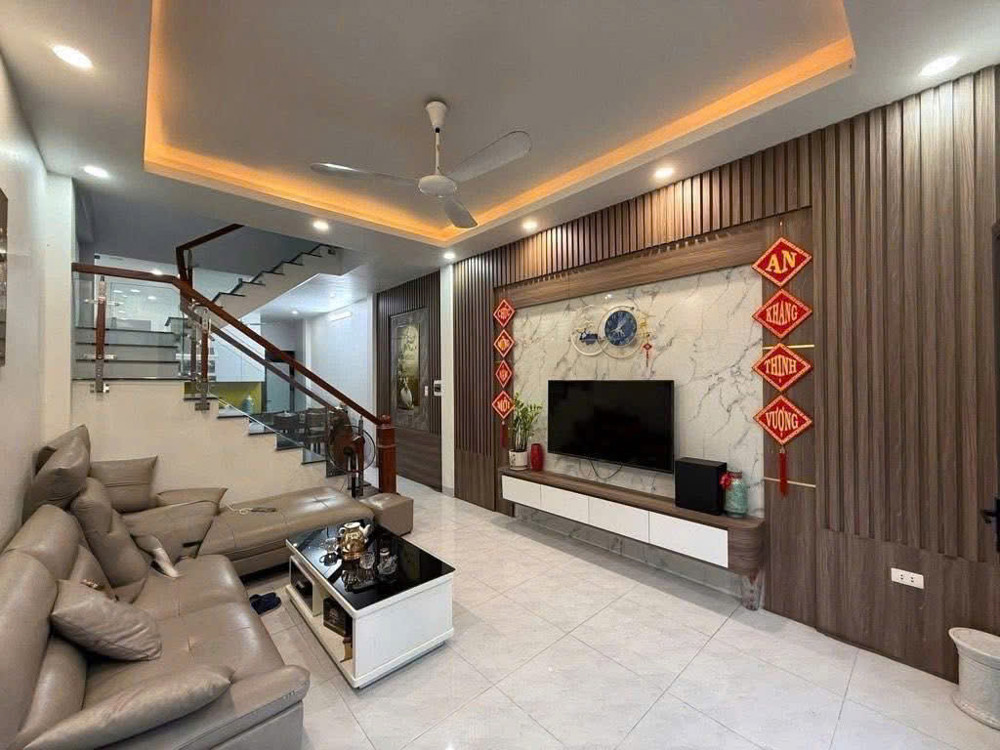 BÁN NHÀ HOÀNG HOA THÁM , GẦN HỒ TÂY , GẦN HỒ TRÚC BẠCH