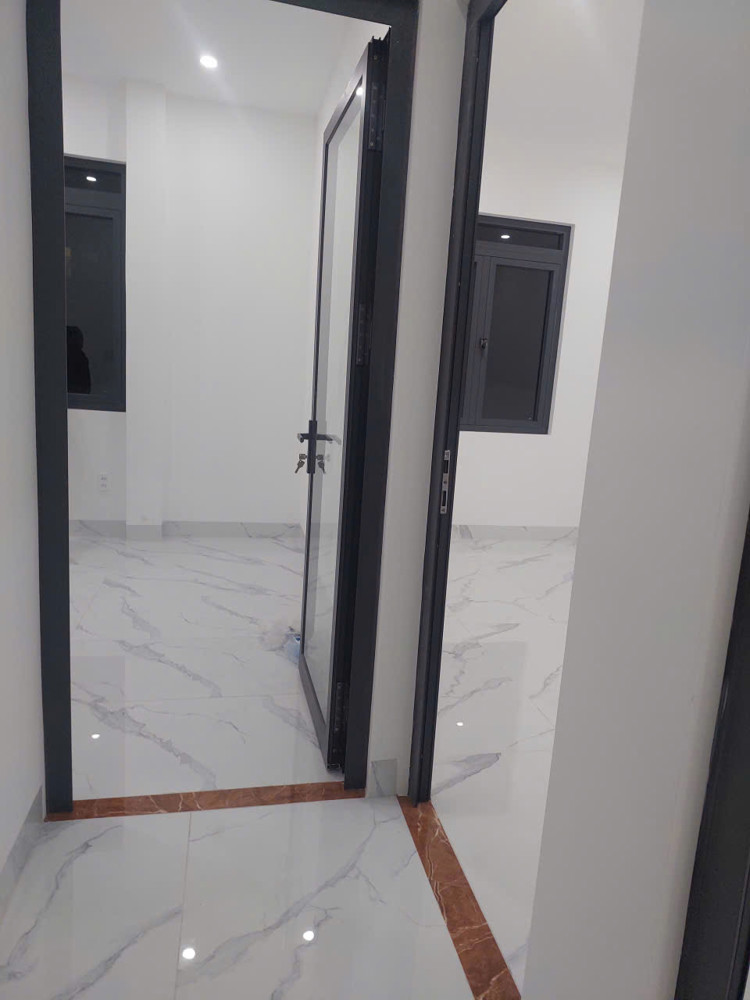 Còn 1 căn duy nhất Nhà 3 tầng mới đón tết Gần Lê Văn Thịnh,Cát Lái thích họp gia đình lớn ở,hoặc