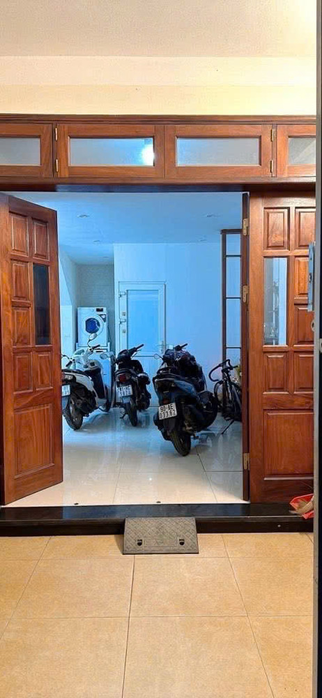 CHỦ NHÀ THIỆN CHÍ BÁN NHÀ PHỐ VÍP VĂN CAO-TT BA ĐÌNH, TÂY HỒ