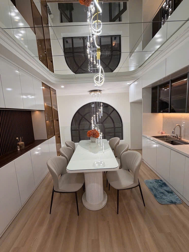 PHÂN LÔ NGUYỄN XIỂN – NHÀ MỚI 6 TẦNG THANG MÁY – LÔ GÓC – 45M², MẶT TIỀN 4M – GIÁ CHỈ 13,6 TỶ