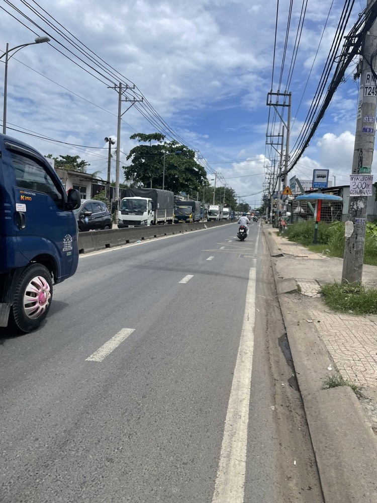 Bán nhà mặt tiền 10x60m giá 13 tỷ Đường Nguyễn Văn Bứa