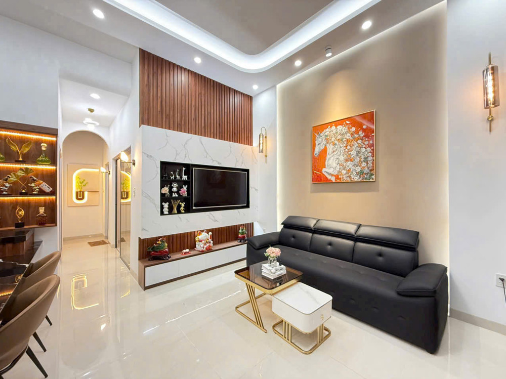 Siêu Phẩm Cấp 4  Nhà Đẹp  Hiện Đại  Ở Phước Long Phường Nam Nha