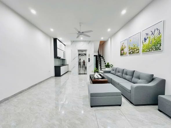 NHÀ MỚI TINH PHỐ HOANG HOA THÁM 40M 5T MT 4,6m NHỈNH 11 TỶ -THANG MÁY – NỘI THẤT ĐẦY ĐỦ