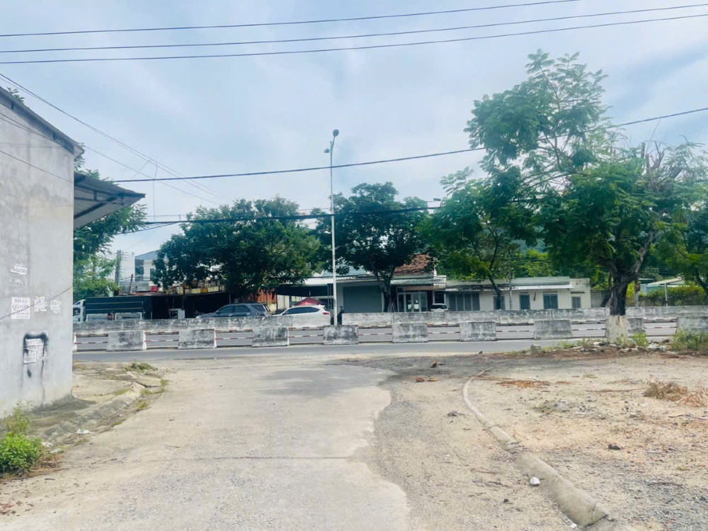 Bán 2 lô Đất TĐC Vườn Dừa - Phước Đồng - Nam Nha Trang  98,5 m2   Zá 30 tr / m2 (2,9 tỷ) mọi thông