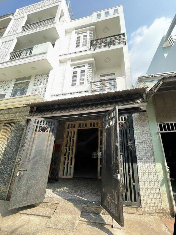 H1704 💥 Nhà Vuông 3 Tầng Nguyễn Văn Quá Q12, SHR, HXH, 5.x tỷ