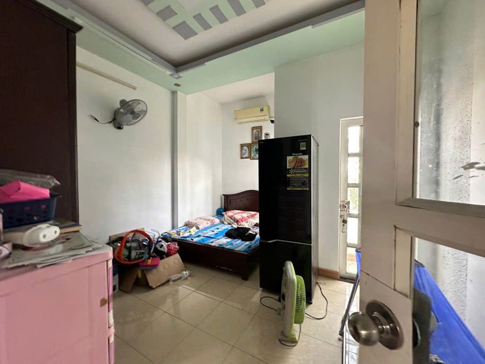 H1704 💥 Nhà Vuông 3 Tầng Nguyễn Văn Quá Q12, SHR, HXH, 5.x tỷ