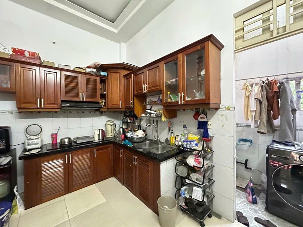 H1704 💥 Nhà Vuông 3 Tầng Nguyễn Văn Quá Q12, SHR, HXH, 5.x tỷ