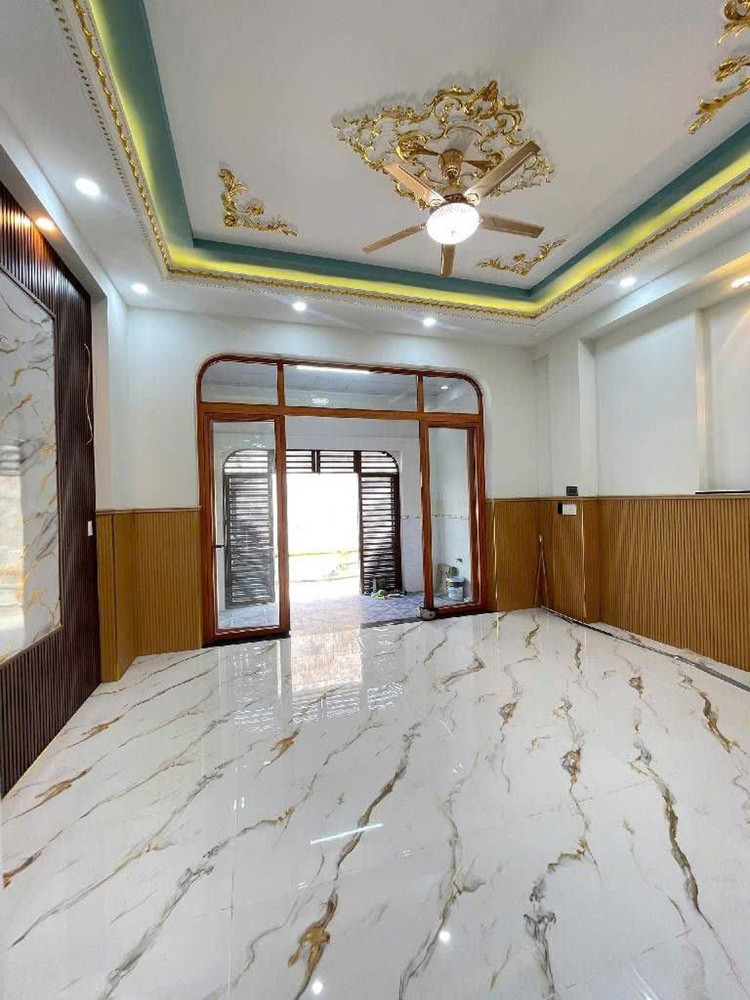 T1705 🔥 sát cầu Sông Chùa Bình Tân, SHR, Nở hậu, HXH, 3 tầng, 5.x tỷ