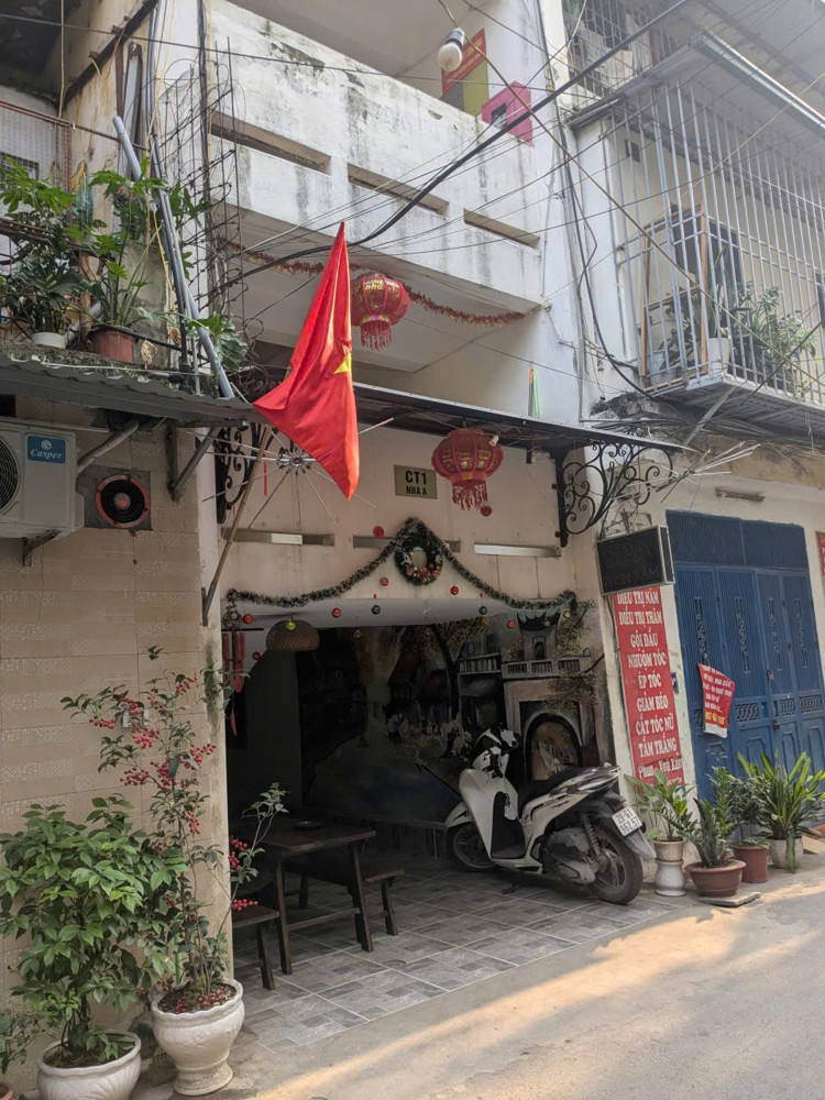 Bán tập thể  Lương Thế Vinh SĐCC 50m2, 2 ngủ, 3.3 tỷ