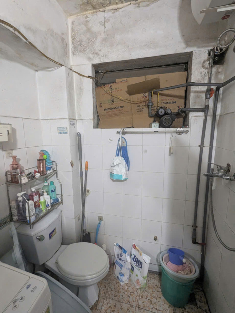 Bán tập thể  Lương Thế Vinh SĐCC 50m2, 2 ngủ, 3.3 tỷ