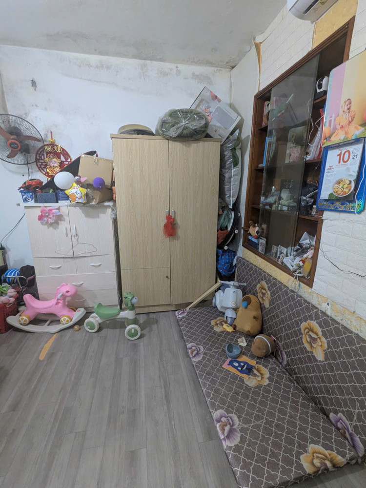 Bán tập thể  Lương Thế Vinh SĐCC 50m2, 2 ngủ, 3.3 tỷ