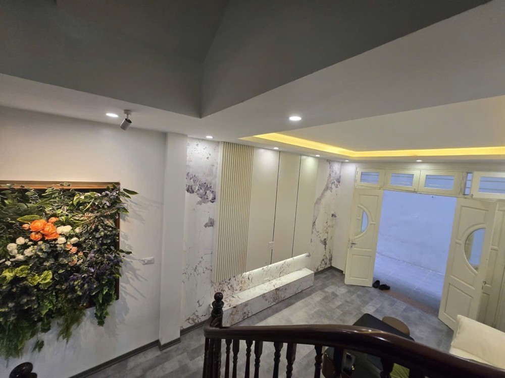 TRUNG TÂM CẦU GIẤY - NHÀ ĐẸP LỘNG LẪY - LÔ GÓC THOÁNG SÁNG - 4 TẦNG KIÊN CỐ_38/43M2- 4 TẦNG