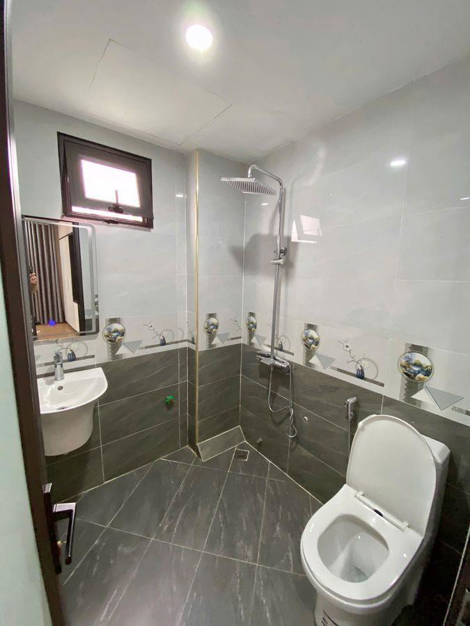 Giáp Nhất – 33m² – 6 Tầng – MT 4.6m – 10.5 Tỷ – Thanh Xuân, Hà Nội