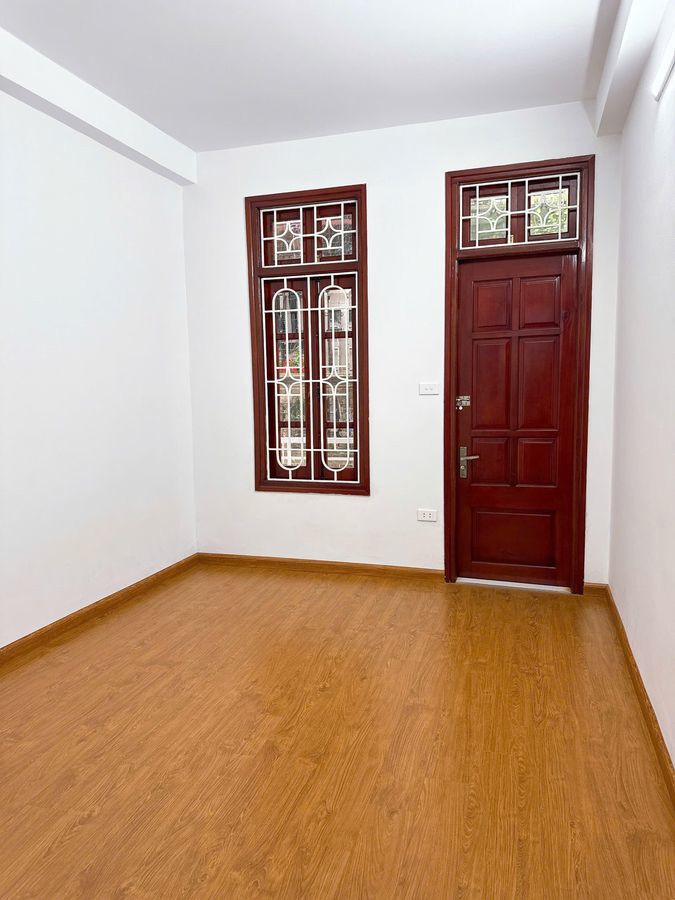 NHÀ  ĐẸP 5 TẦNG NGÕ RỘNG KINH DOANH Xã Đàn 35m2 X 12.85 tỷ Đống Đa Hà Nội