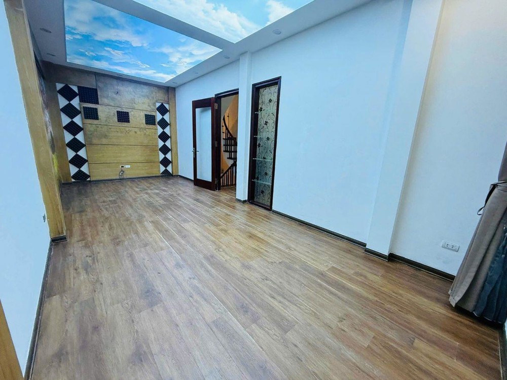 Hồ Đắc Di – 40m² – 6 Tầng – MT 5.3m – 12.6 Tỷ – Đống Đa, Hà Nội