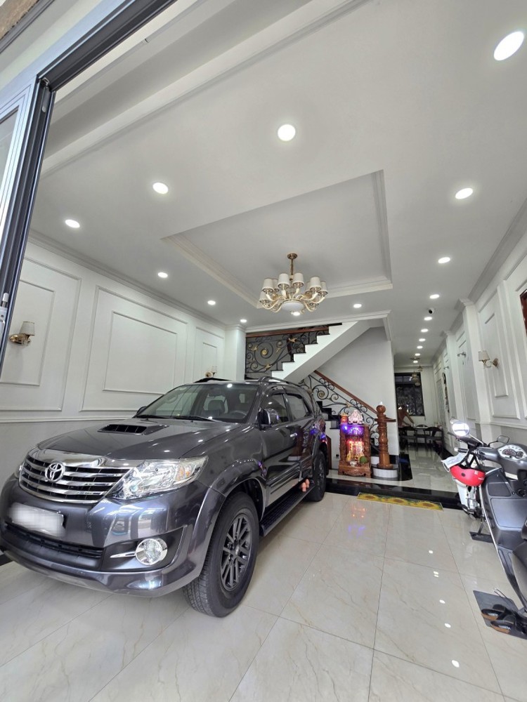 Bán nhà đường Man Thiện, Tăng Nhơn Phú A, Q9, Thủ Đức, TP HCM , DT 72m2, 4 tầng . Giá 9.8 tỷ