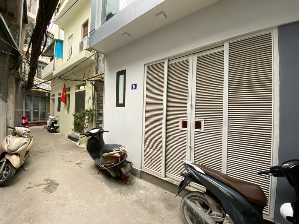 BÁN NHÀ ĐÊ LA THÀNH, ĐỐNG ĐA – 5 TẦNG ĐẸP, FULL NỘI THẤT – GIÁ ĐẸP