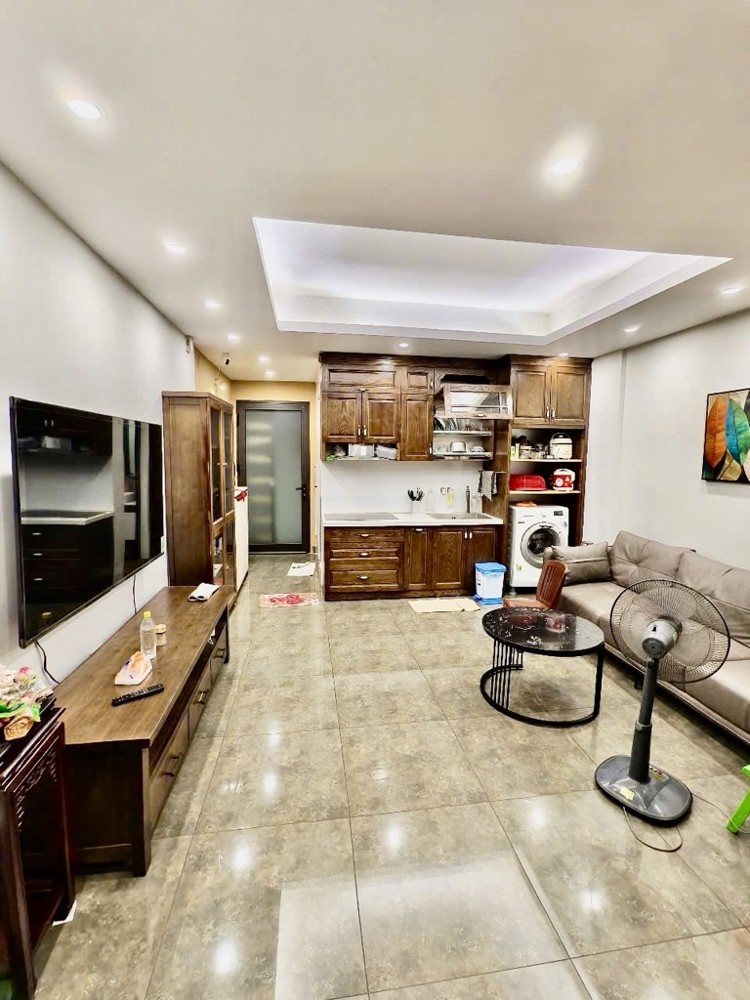 Bán nhà Trần Hưng Đạo, 90m 3 ngủ oto đỗ, ở sướng chỉ nhỉnh 3,5x tỷ