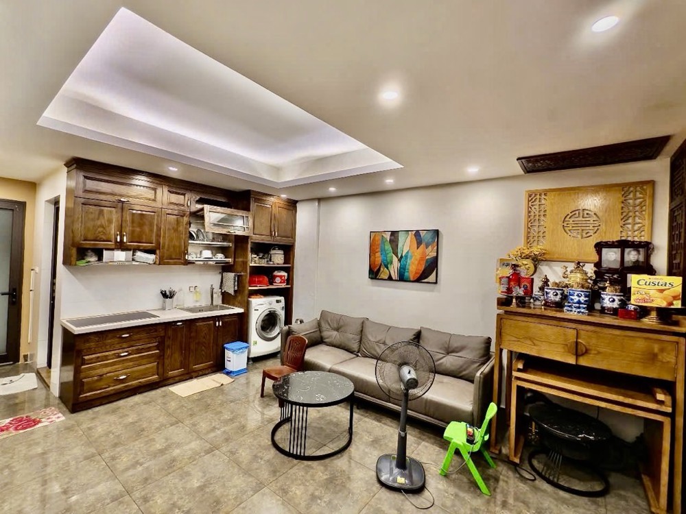 Bán nhà Trần Hưng Đạo, 90m 3 ngủ oto đỗ, ở sướng chỉ nhỉnh 3,5x tỷ