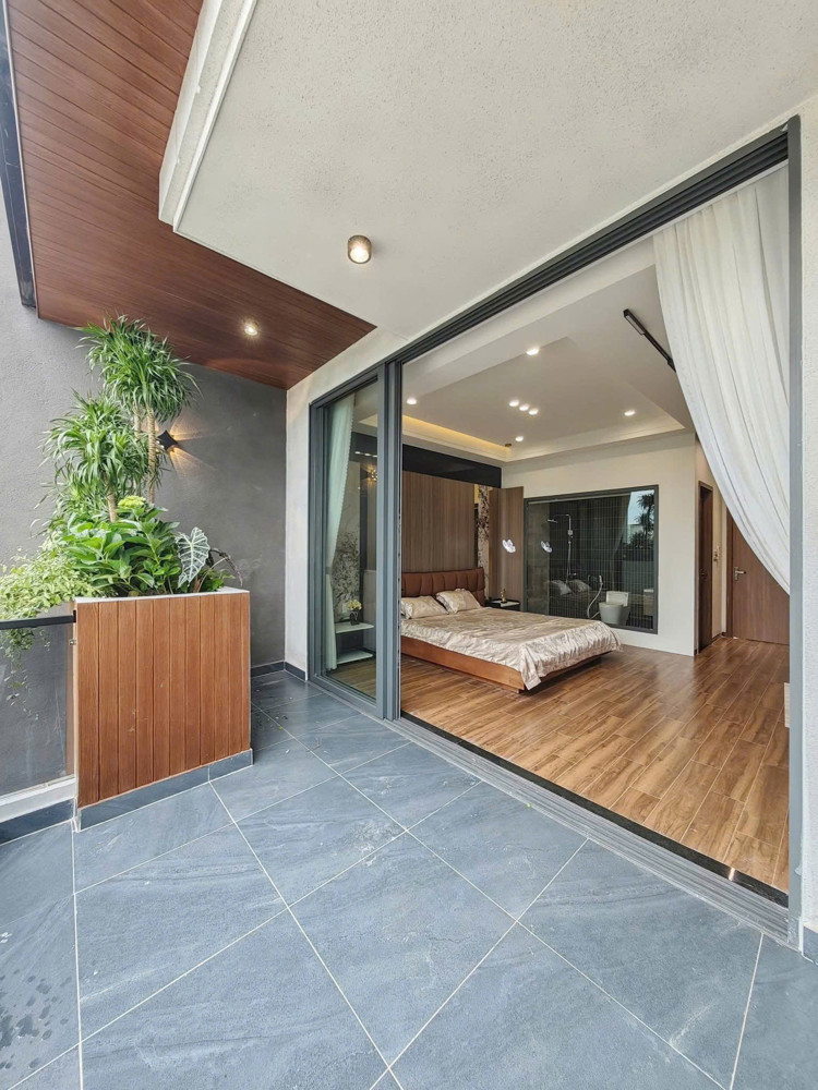 BÁN NHÀ PHÚC ĐỒNG LONG BIÊN,VỈA HÈ,MỚI TINH,THANG MÁY,KINH DOANH 44M