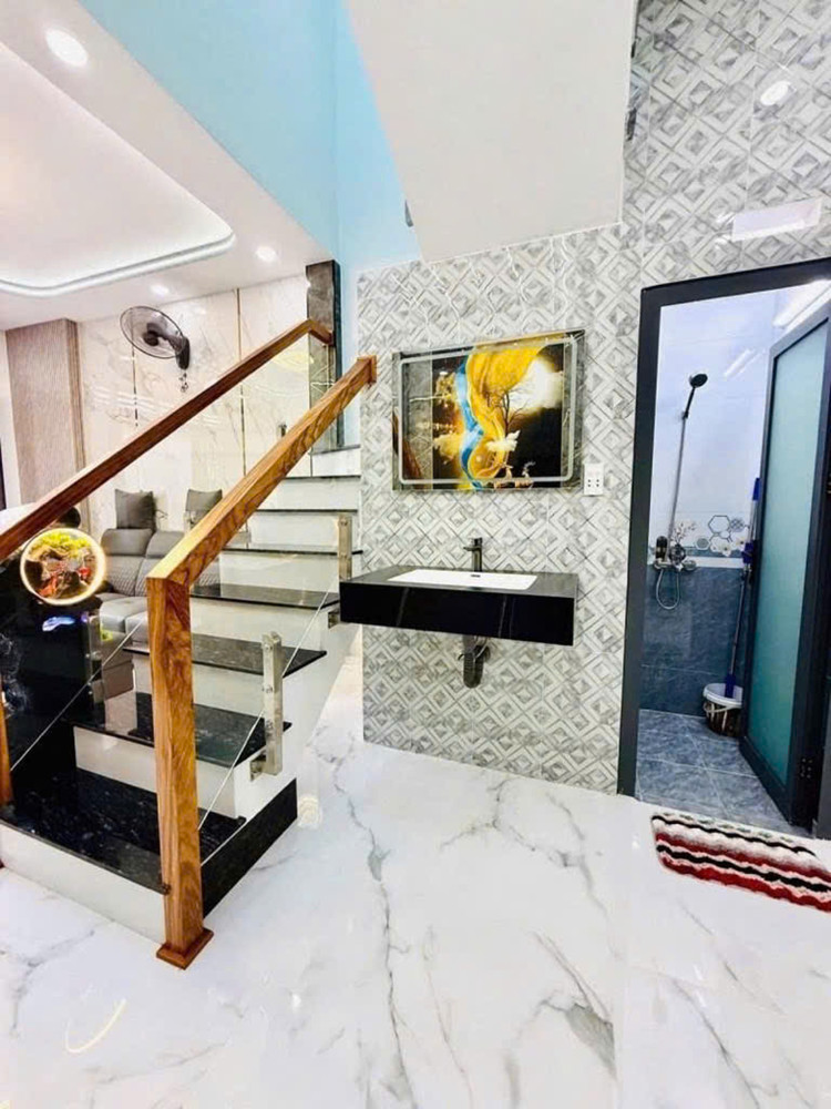 T1711 🔥 Nhà Vuông, HXH Lê Văn Khương Q12, SHR, 2 tầng, 3.x tỷ