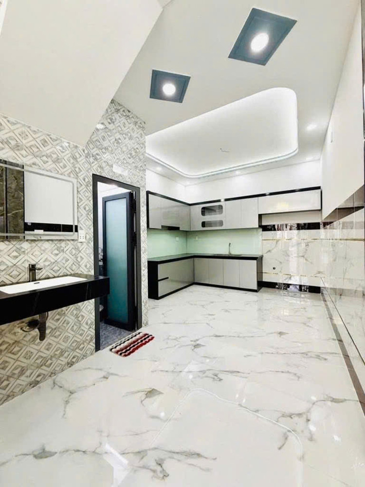 T1711 🔥 Nhà Vuông, HXH Lê Văn Khương Q12, SHR, 2 tầng, 3.x tỷ